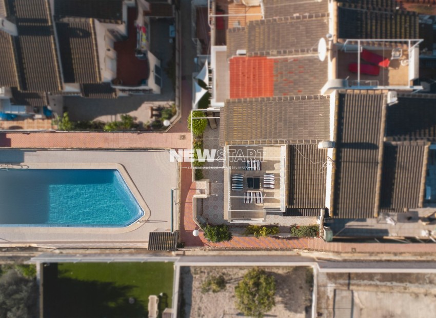 Återförsäljning - Duplex - La Marina - Urb. El Oasis