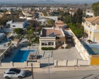 Återförsäljning - Fristående - La Marina - Urb. El Oasis