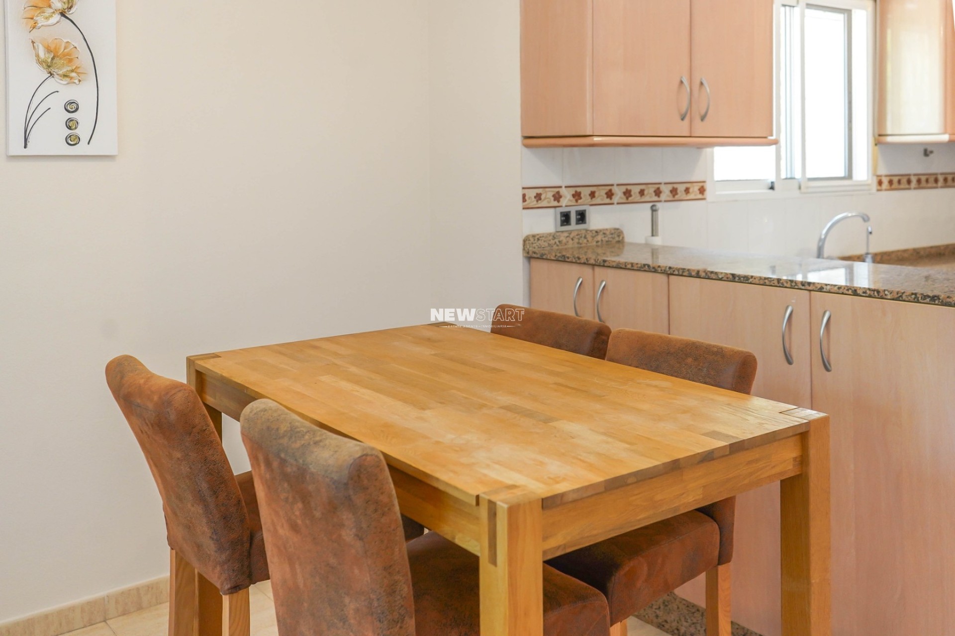 Återförsäljning - Fristående - La Marina - Urb. La Escuera