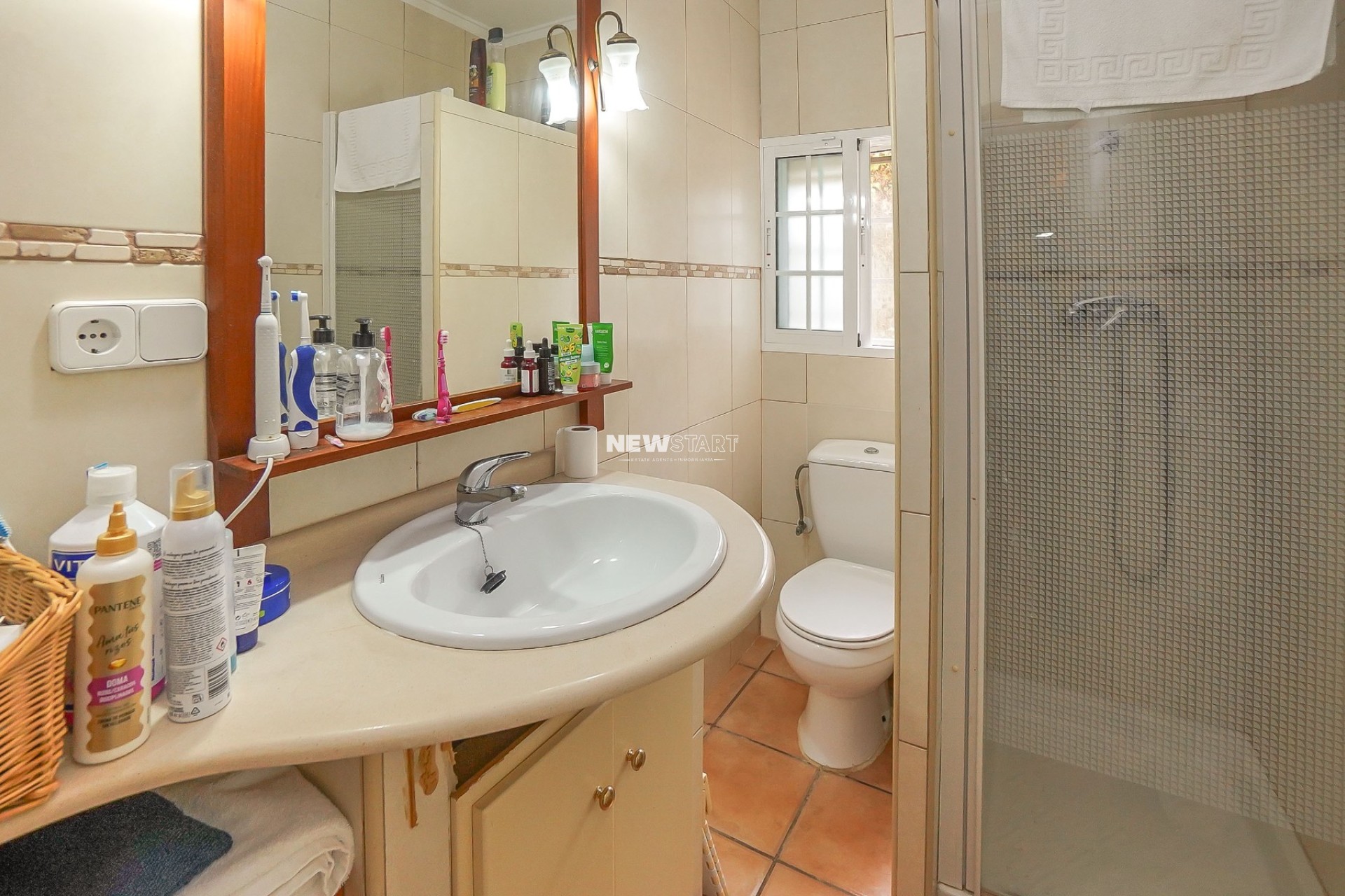 Återförsäljning - Fristående - La Marina - Urb. La Escuera