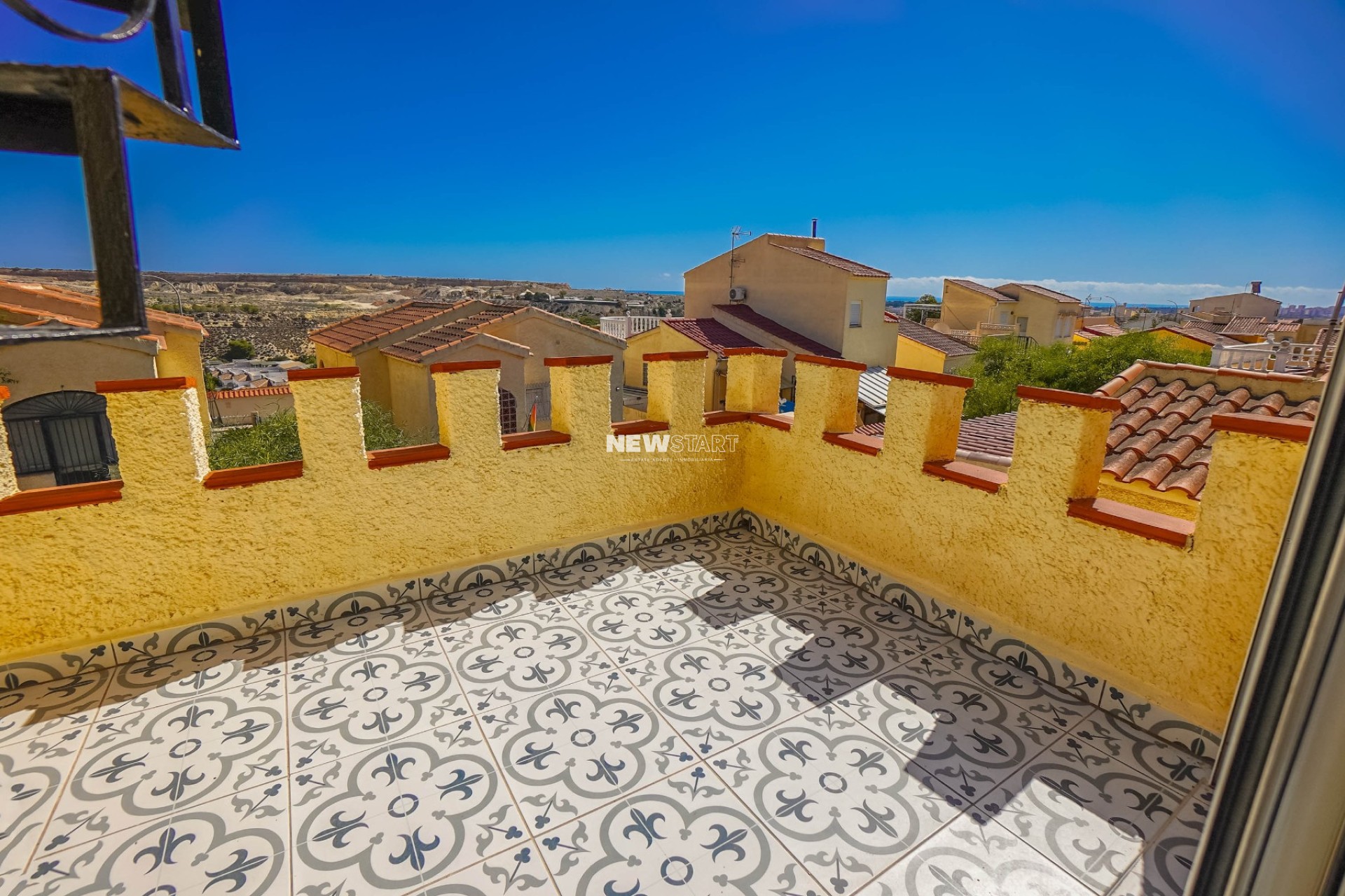 Återförsäljning - Fristående - La Marina - Urb. La Marina