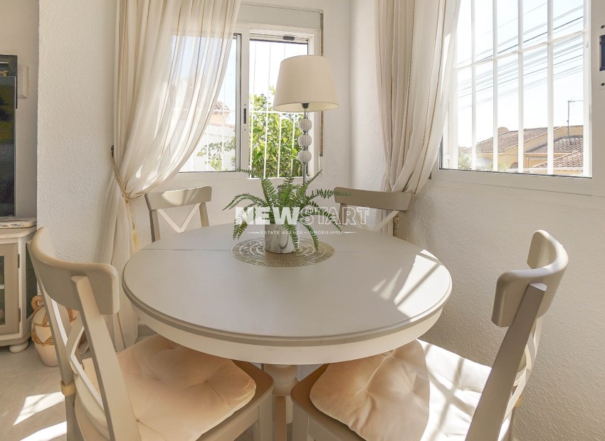 Återförsäljning - Fristående - La Marina - Urb. La Marina