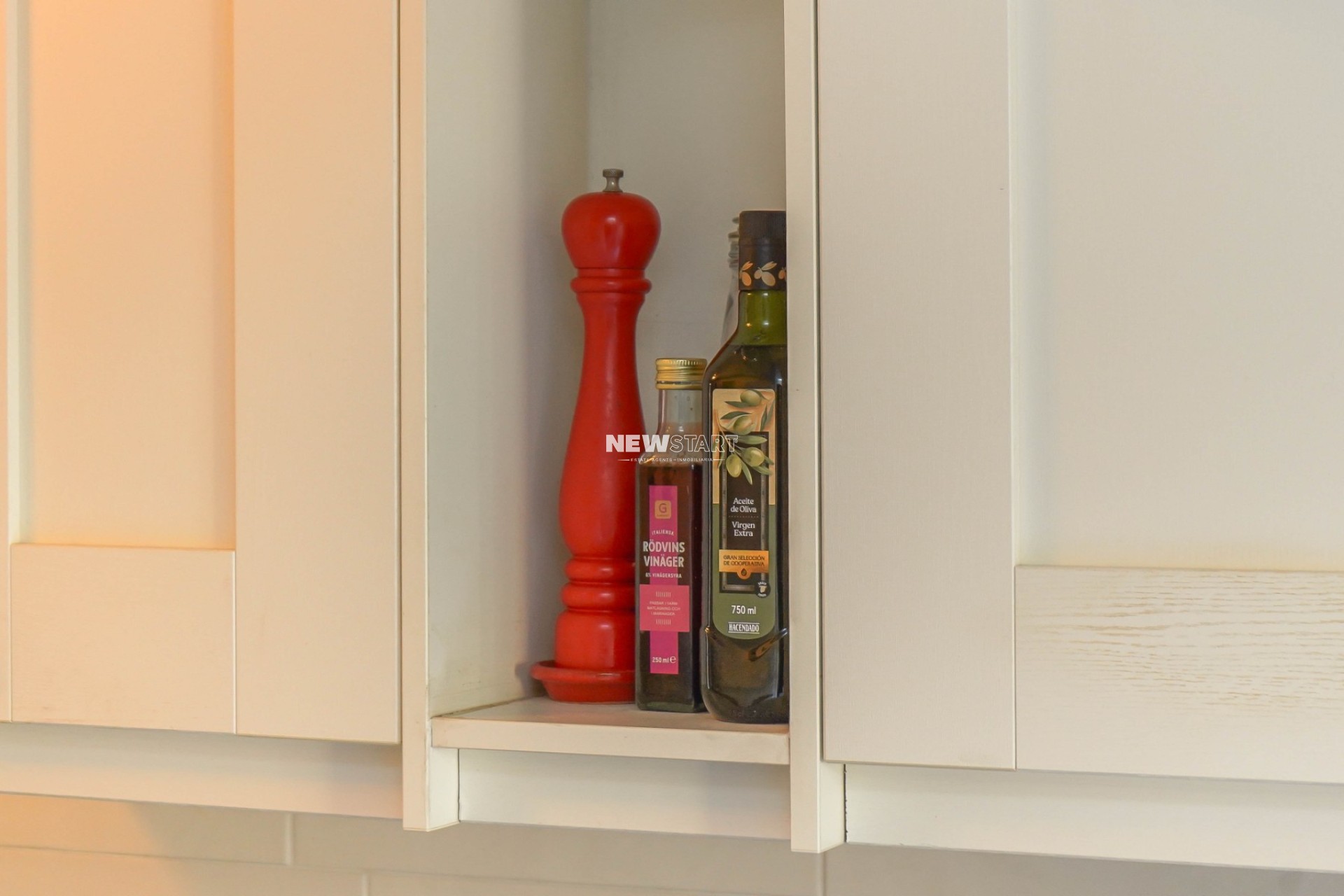 Återförsäljning - Fristående - La Marina - Urb. La Marina