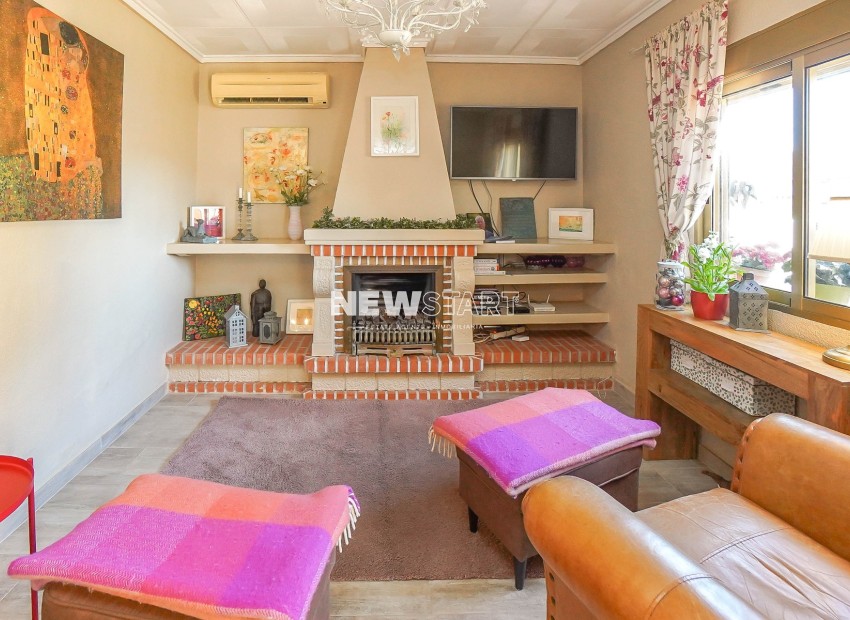 Återförsäljning - Fristående - La Marina - Urb. La Marina