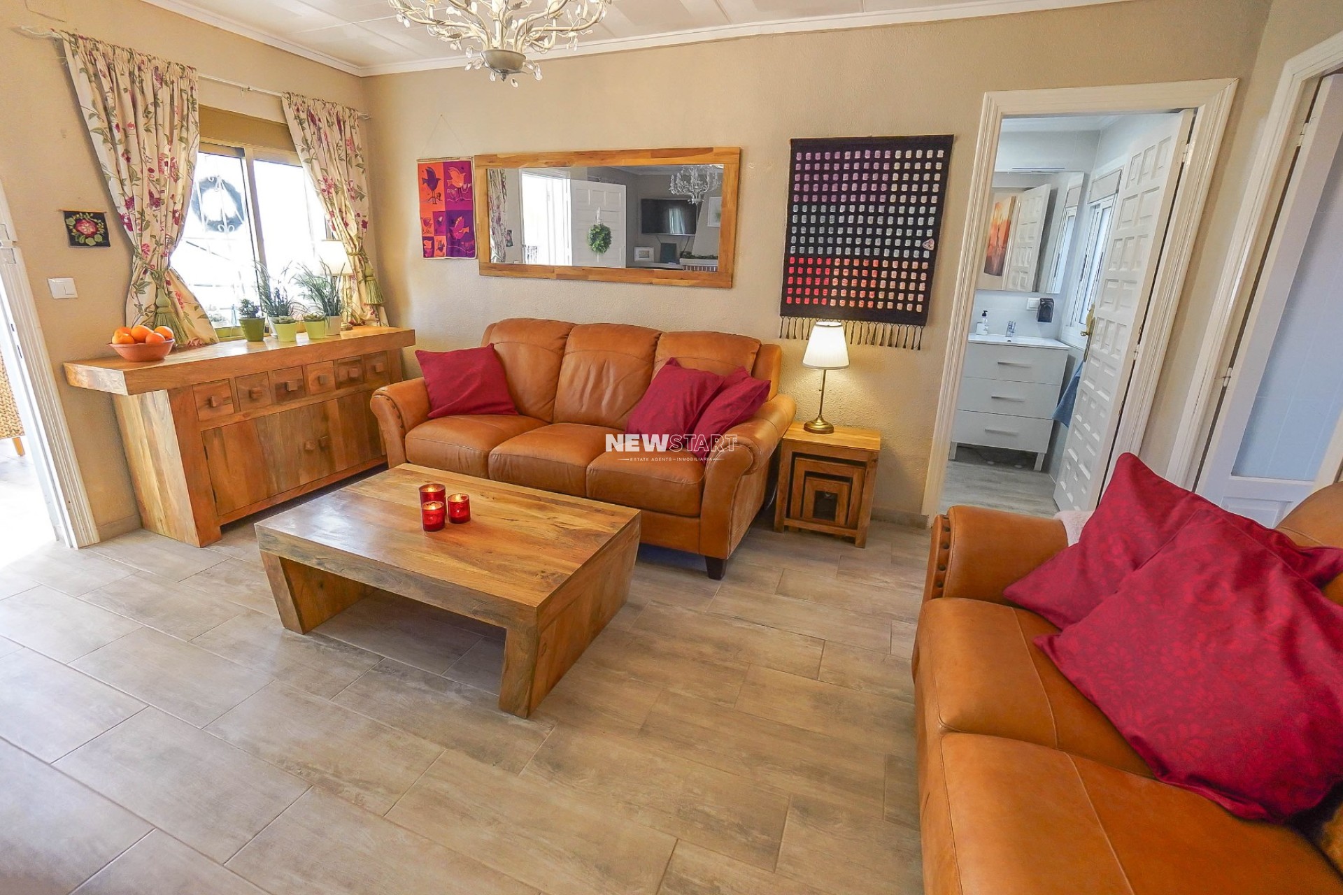 Återförsäljning - Fristående - La Marina - Urb. La Marina