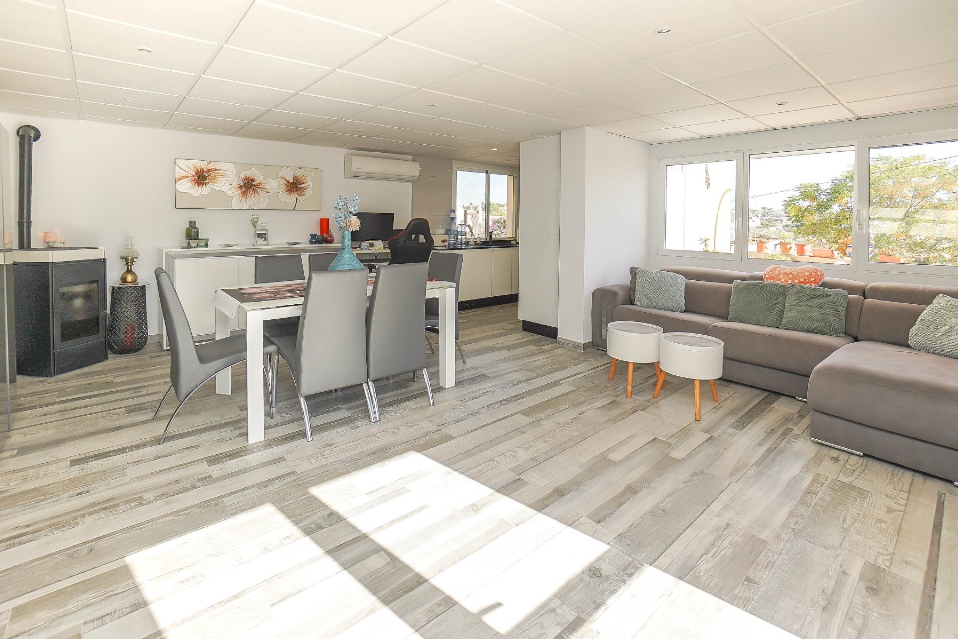 Återförsäljning - Fristående - La Marina - Urb. La Marina