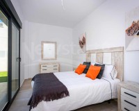 Återförsäljning - Fristående villa - Daya Nueva