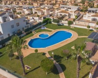 Återförsäljning - Fyrdubbel - La Marina - Urb. La Marina