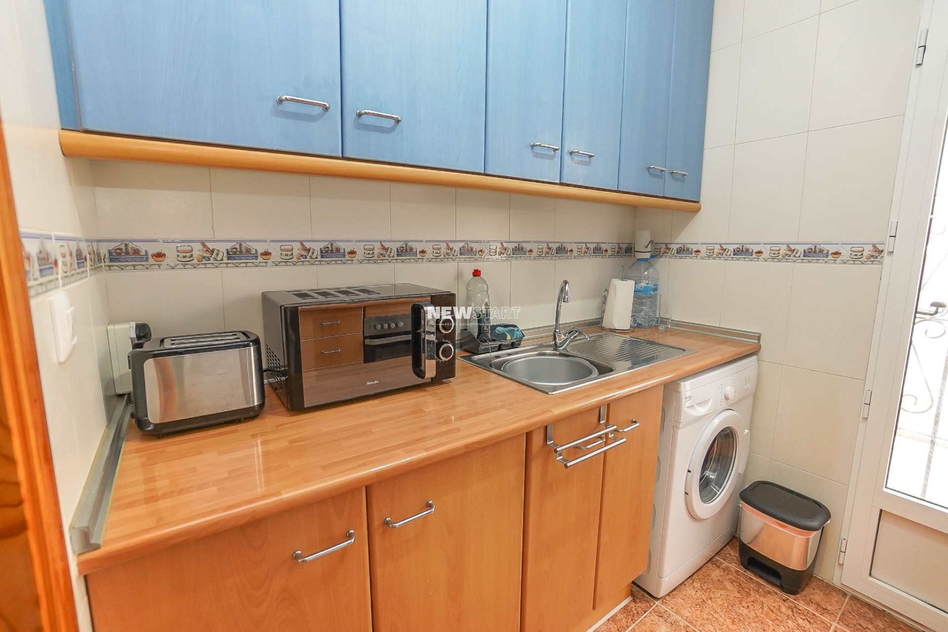 Återförsäljning -  - La Marina - Urb. La Marina