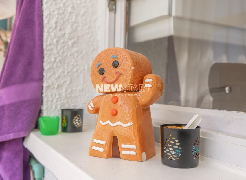 Återförsäljning -  - La Marina - Urb. La Marina