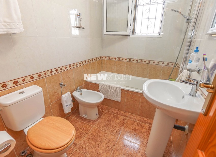 Återförsäljning -  - La Marina - Urb. La Marina