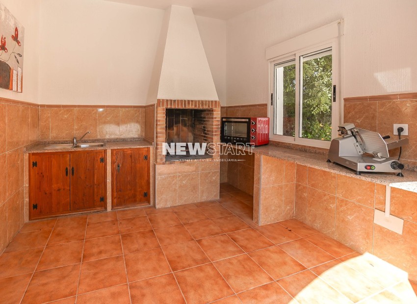 Återförsäljning - Lantligt hus - Gård - Elche - La Hoya