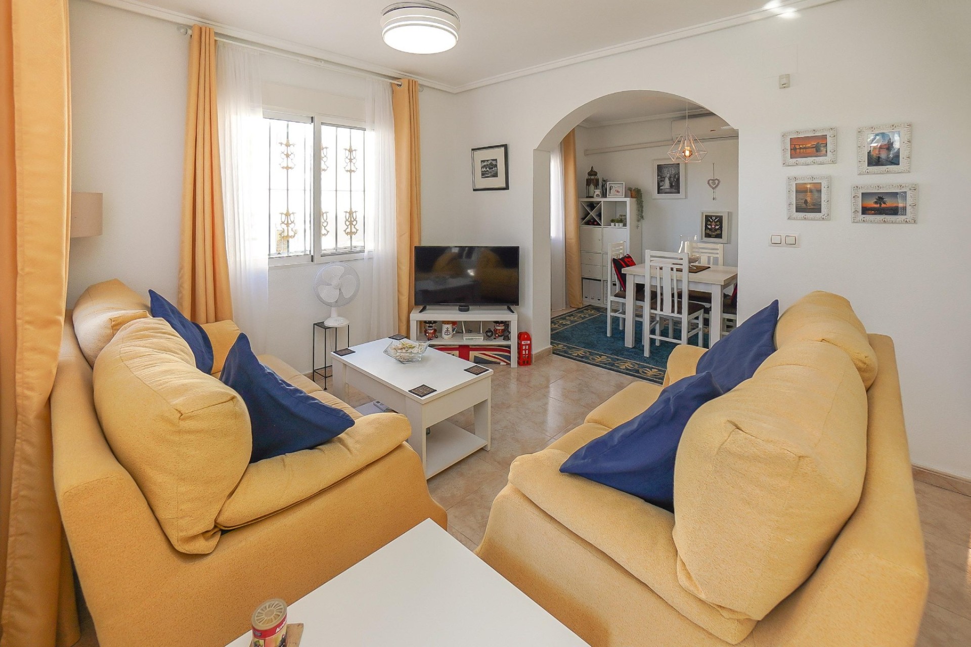 Återförsäljning - Parhus Quad - La Marina - Urb. El Oasis