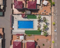 Återförsäljning - Quad - La Marina - Urb. La Marina