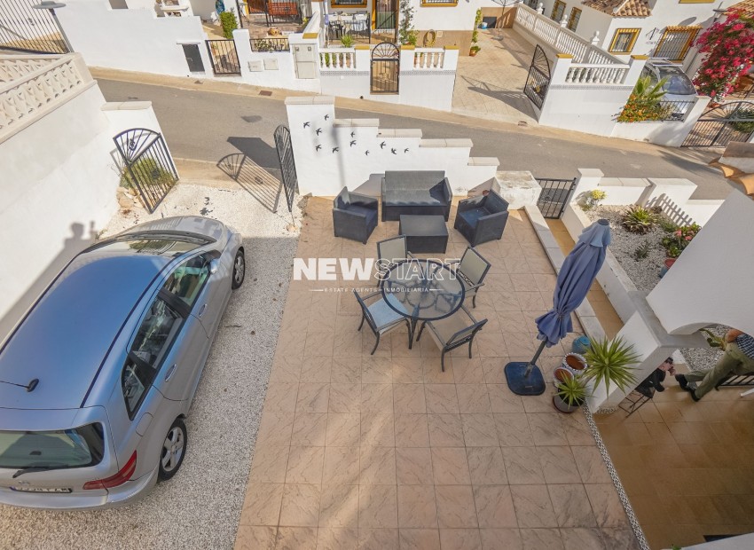 Återförsäljning - Quad - La Marina - Urb. La Marina