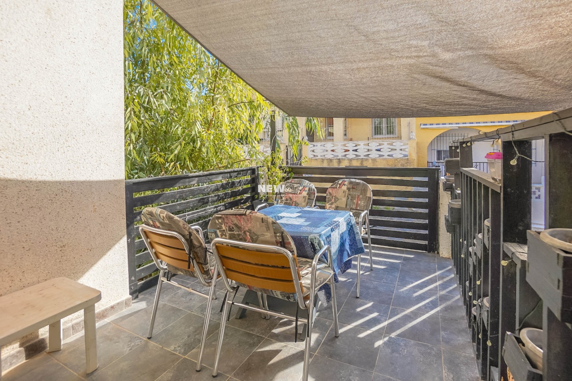 Återförsäljning - Terrasserad - La Marina - Urb. La Marina