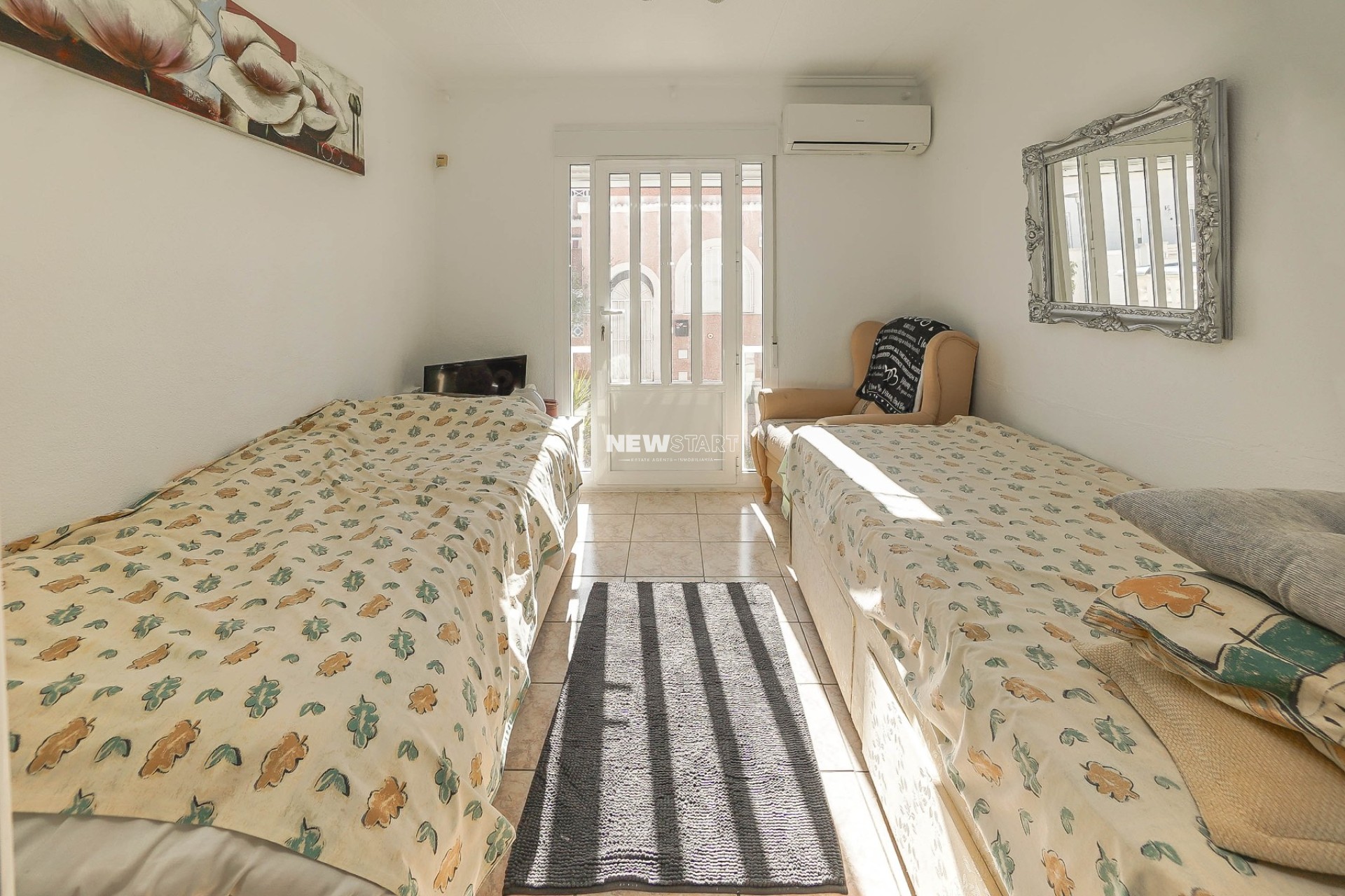 Återförsäljning - Terrasserad - La Marina - Urb. La Marina