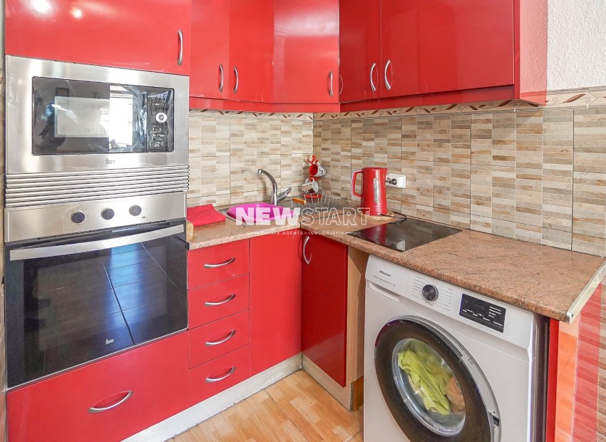 Återförsäljning - Terrasserad - La Marina - Urb. La Marina