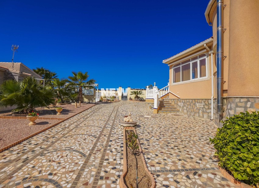 Återförsäljning - Villa - Ciudad Quesada