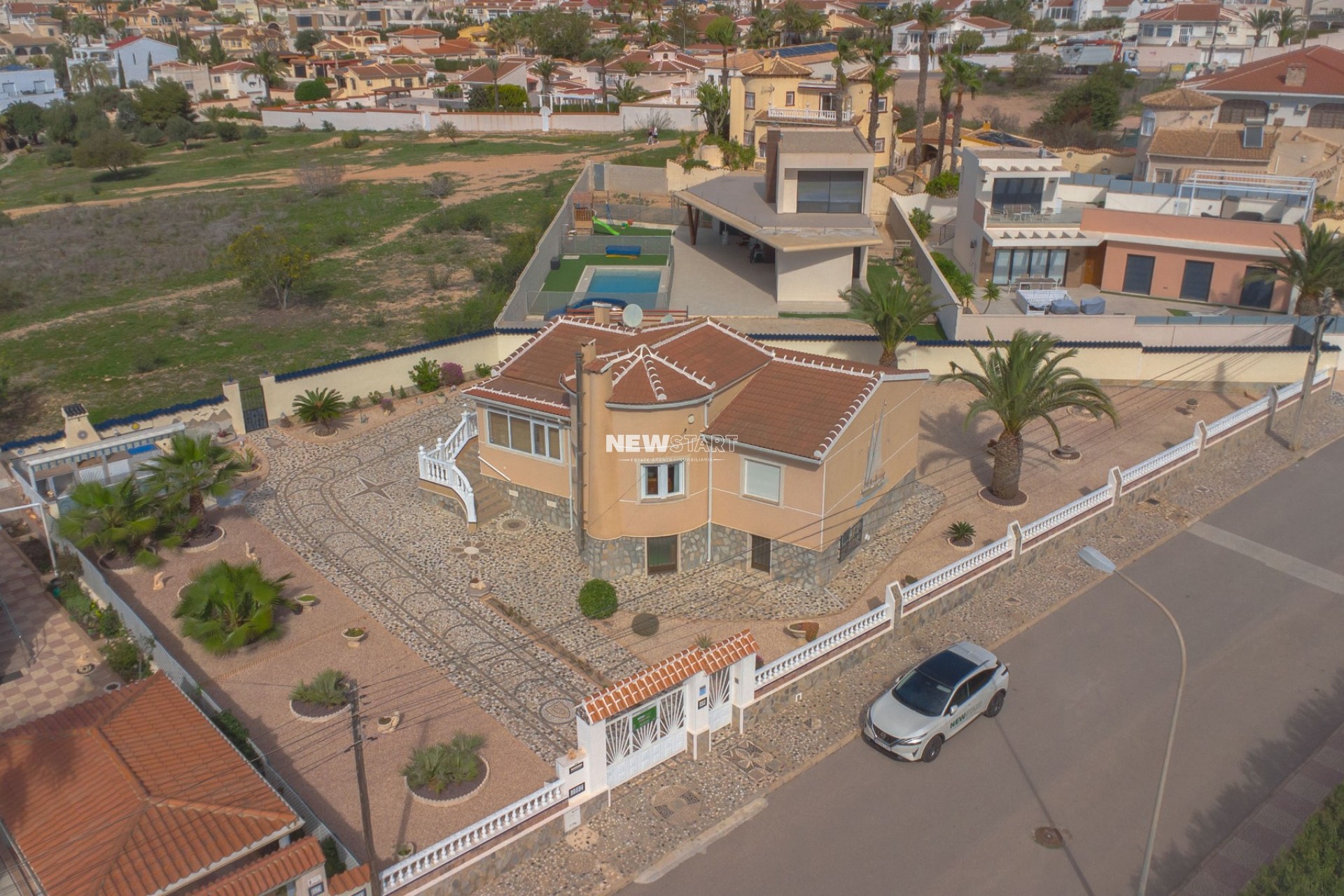 Återförsäljning - Villa - Ciudad Quesada