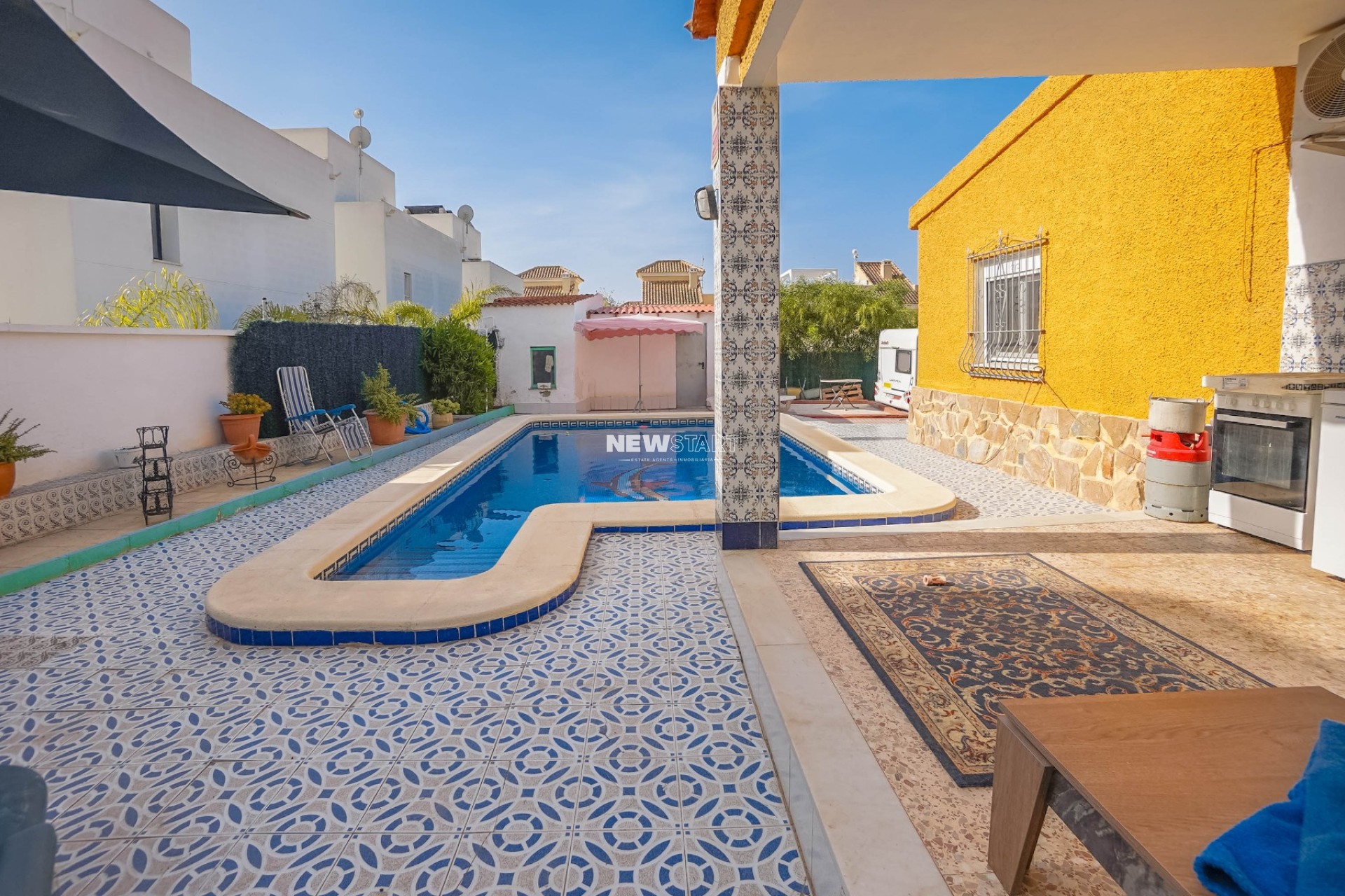 Återförsäljning - Villa - La Marina - Urb. La Marina