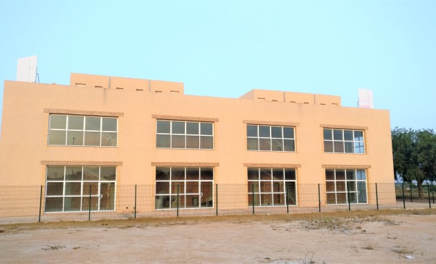Commercial - Resale - La Marina - NS281