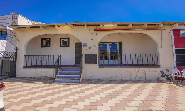 Commercial - Resale - La Marina - Urb. La Marina