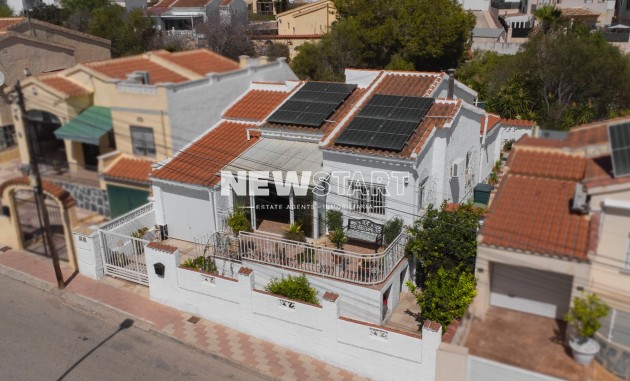 Detached - Resale - La Marina - Urb. La Marina