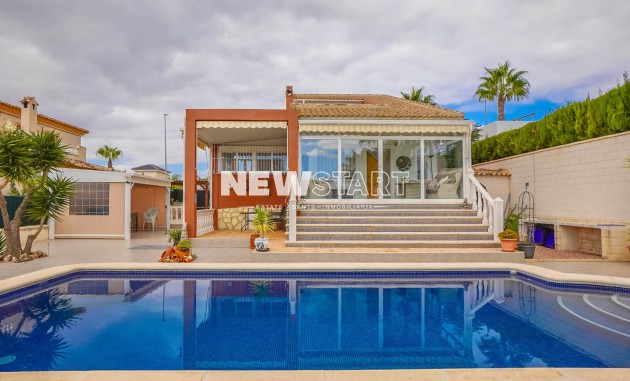 Detached - Resale - La Marina - Urb. La Marina