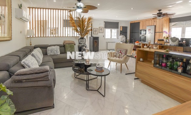 Detached - Resale - La Marina - Urb. La Marina