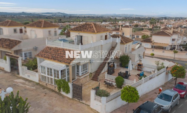 Detached - Resale - La Marina - Urb. La Marina