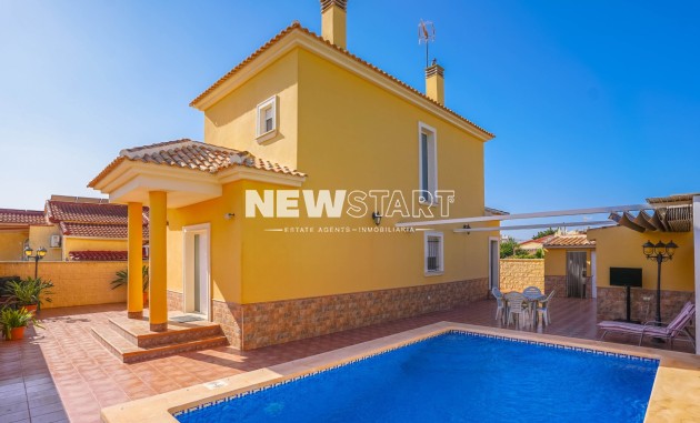 Detached - Resale - La Marina - Urb. La Marina