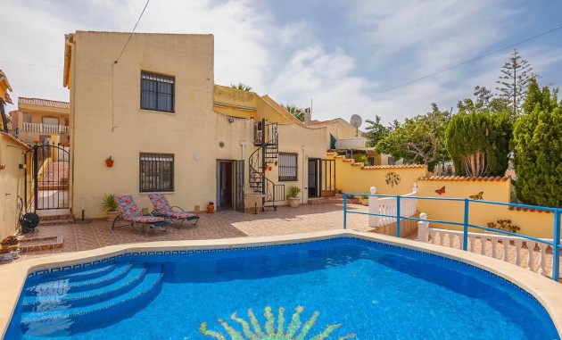Detached Villa - Resale - La Marina - Urb. La Marina