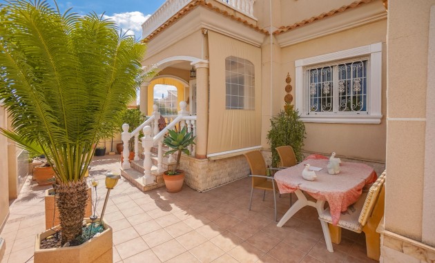 Freistehende Villa - Wiederverkauf - La Marina - Urb. La Marina