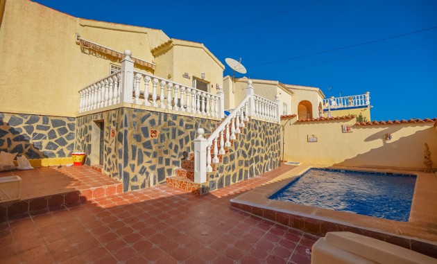 Freistehende Villa - Wiederverkauf - La Marina - Urb. La Marina