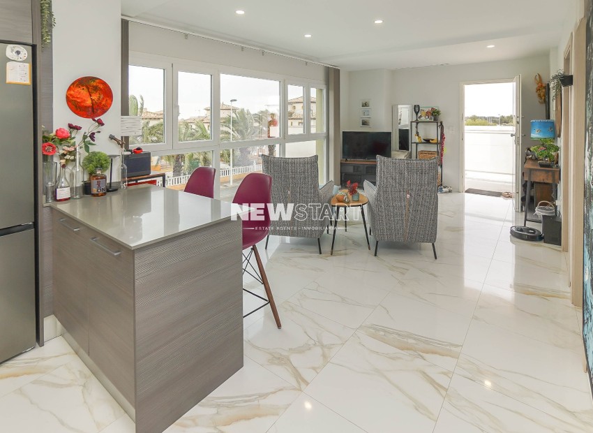 Herverkoop - Appartement - La Marina - El Pinet