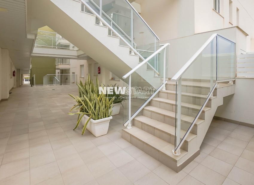 Herverkoop - Appartement - La Marina - El Pinet