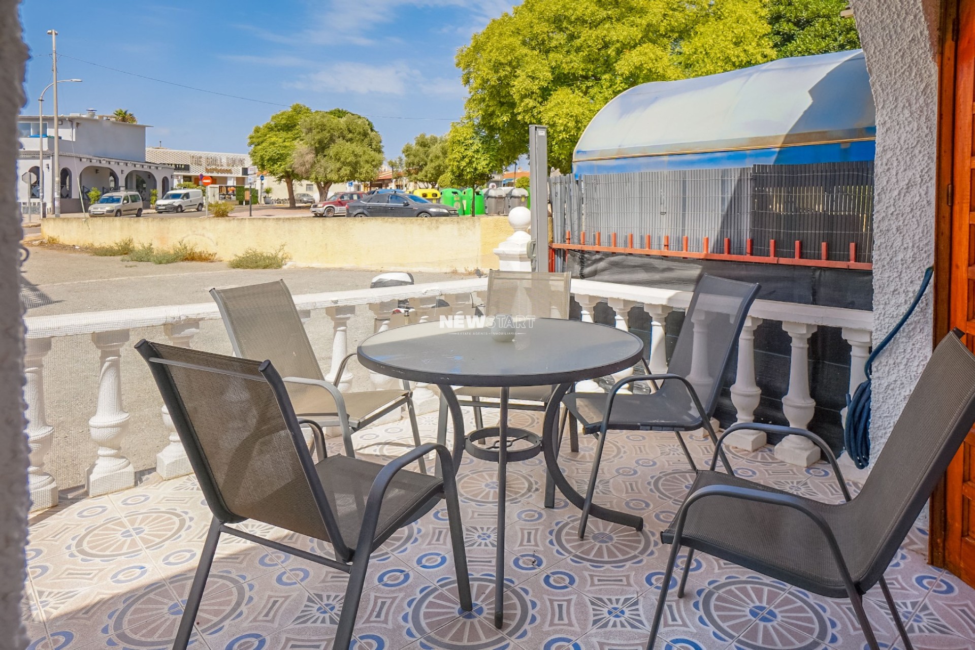 Herverkoop - Bungalow - La Marina - Urb. La Marina
