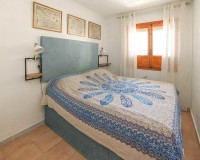 Herverkoop - Hoekwoning - La Marina - Urb. La Marina