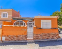 Herverkoop - Hoekwoning - La Marina - Urb. La Marina