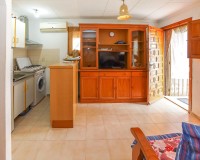 Herverkoop - Hoekwoning - La Marina - Urb. La Marina