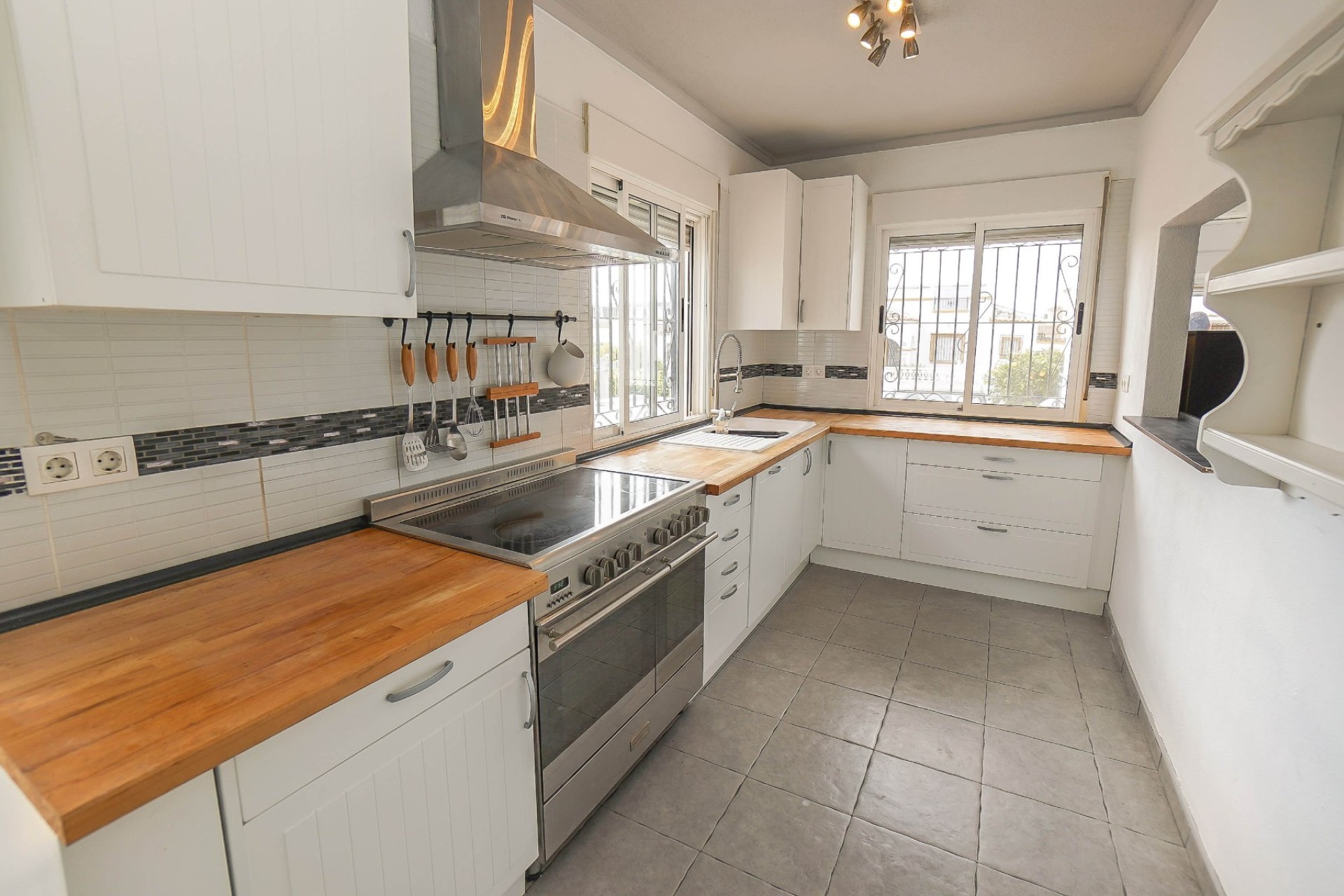Herverkoop - Julia - quadwoning - La Marina - Urb. La Marina