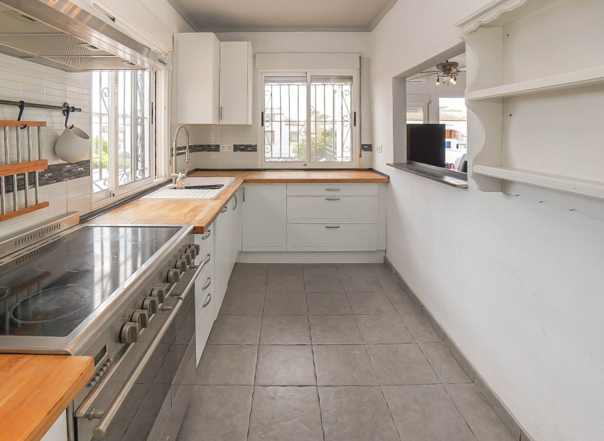 Herverkoop - Julia - quadwoning - La Marina - Urb. La Marina