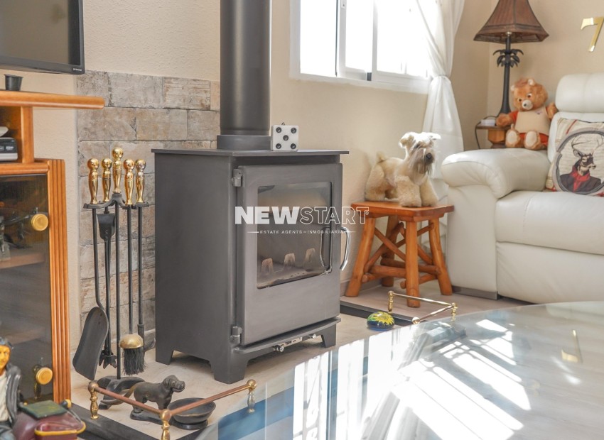 Herverkoop -  - La Marina - Urb. La Marina