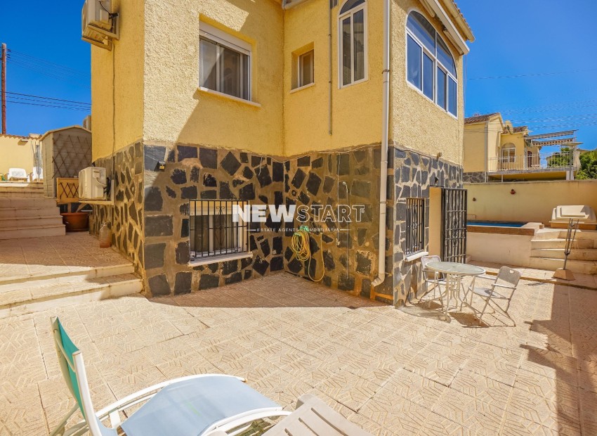 Herverkoop -  - La Marina - Urb. La Marina