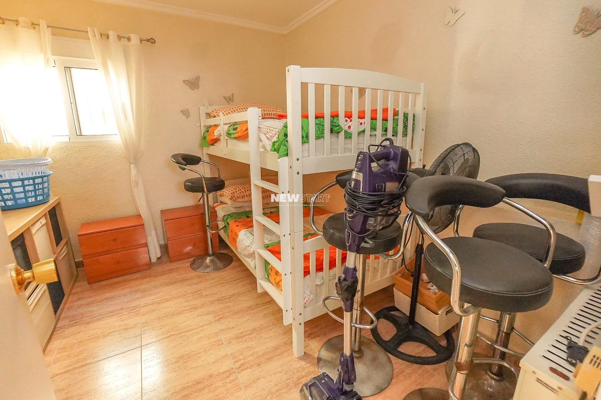 Herverkoop -  - La Marina - Urb. La Marina