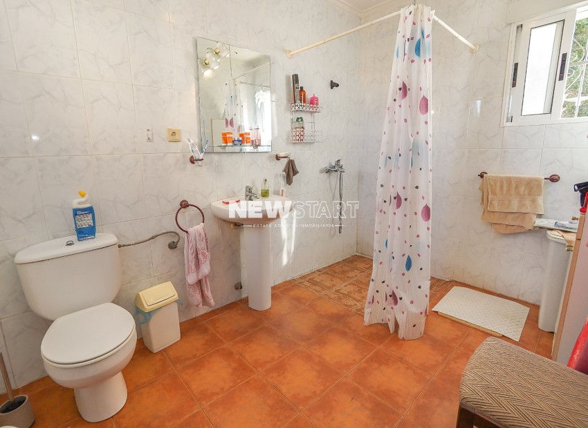 Herverkoop -  - La Marina - Urb. La Marina