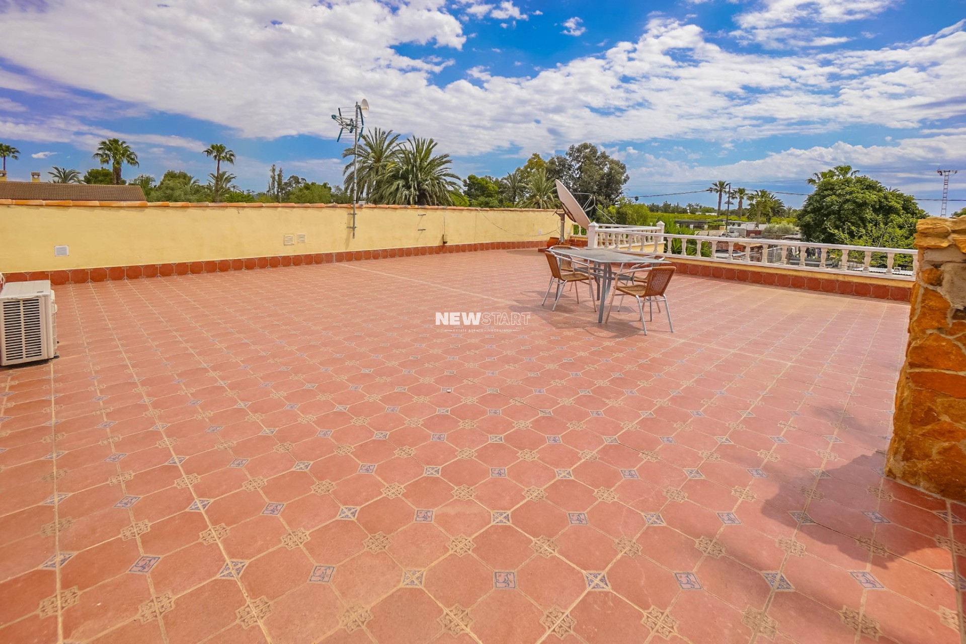 Herverkoop - Landhuis-Finca - Elche - Daimes