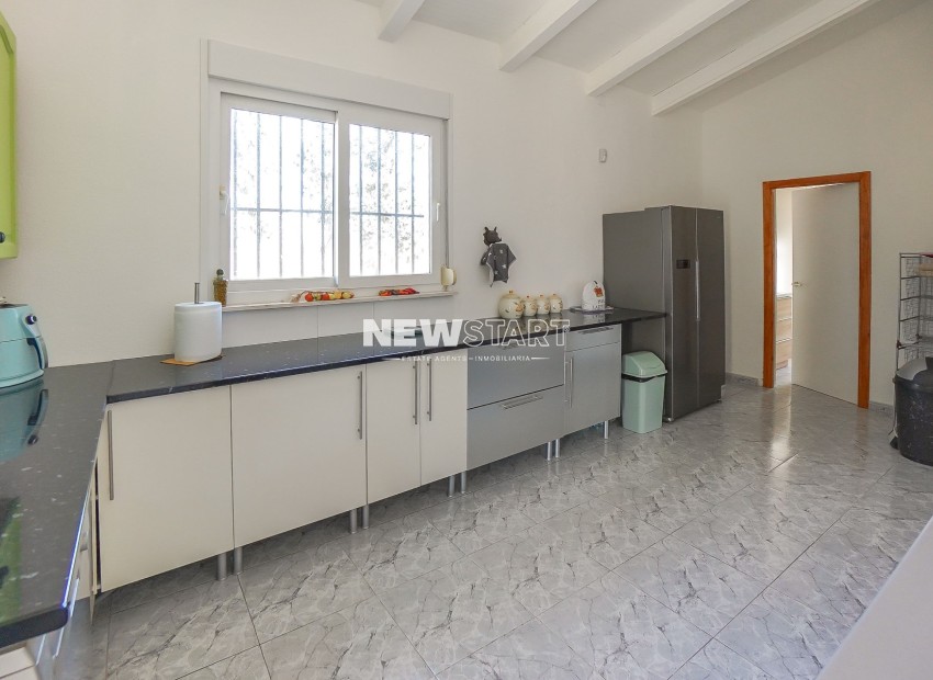 Herverkoop - Landhuis-Finca - Elche - Partida Marina