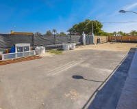 Herverkoop - Landhuis-Finca - La Marina - Urb. La Marina